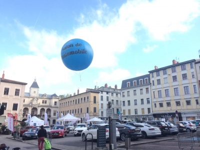 ballons géants signalétique volante ville de Vienne